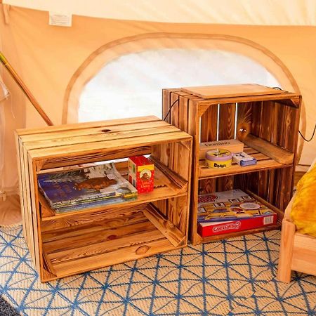 Roaches Retreat Family Glampsite, Rocky Reach Bell Tent With Outdoor Adventures And Campfire Nights Upper Hulme Buitenkant foto